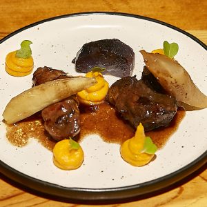 DORIS GASTROBAR - La que quiso ser y no le dejarón