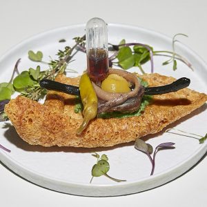 BAR CENTRAL - La gilda negra